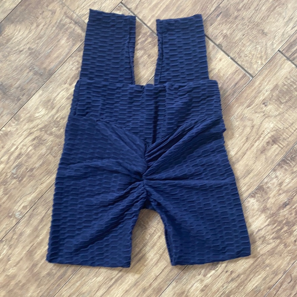 Leggings- FAMOUS TIC TOCK LEGGINGS